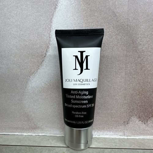 The Deep Anti-Aging Tint Moisture SPF (Broad Spectrum) Vegan