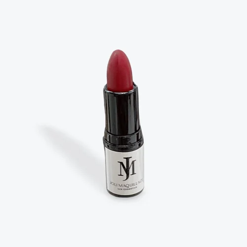 M44 Winter Red Matte Lipstick Matte Black